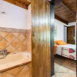 Nyaraló Belvilla By Oyo Casa Tata Atogo